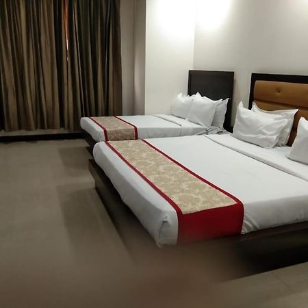 Zenith Hotel - Delhi Airport New Delhi Exteriör bild