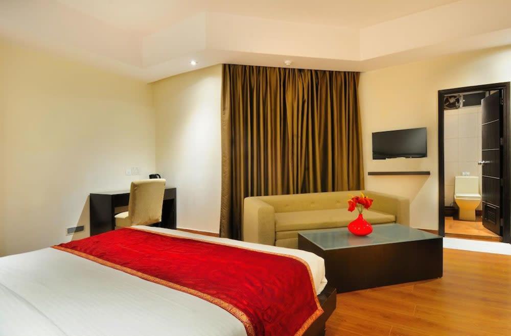 Zenith Hotel - Delhi Airport New Delhi Exteriör bild