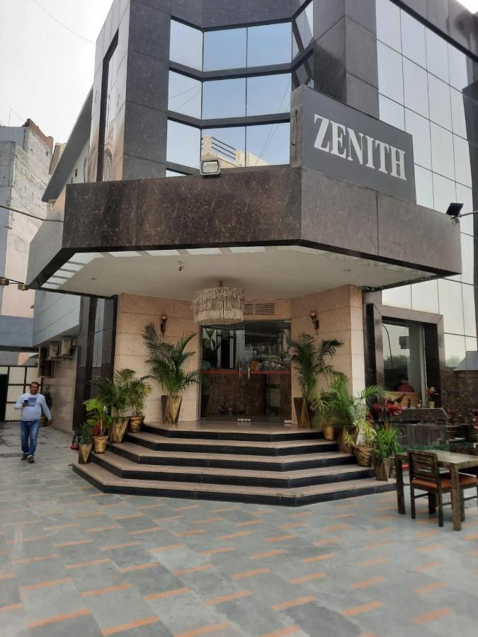 Zenith Hotel - Delhi Airport New Delhi Exteriör bild
