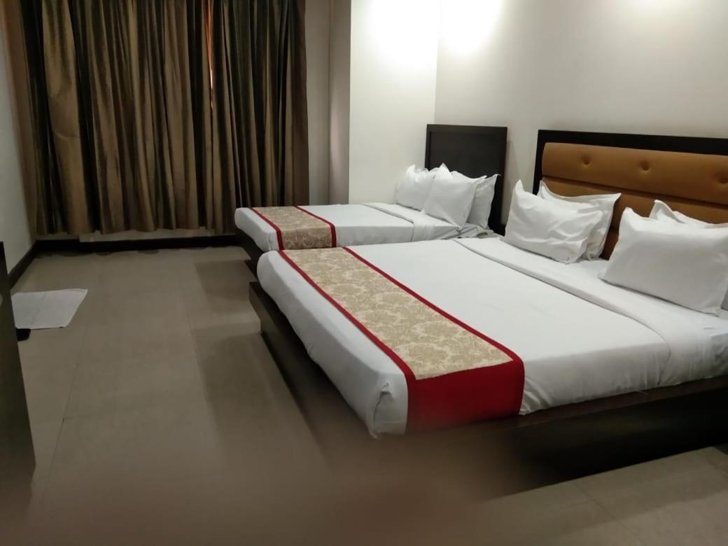 Zenith Hotel - Delhi Airport New Delhi Exteriör bild